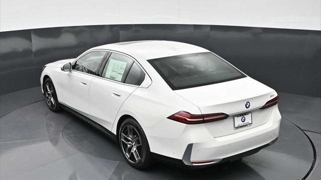 2026 BMW 5 Series 530i