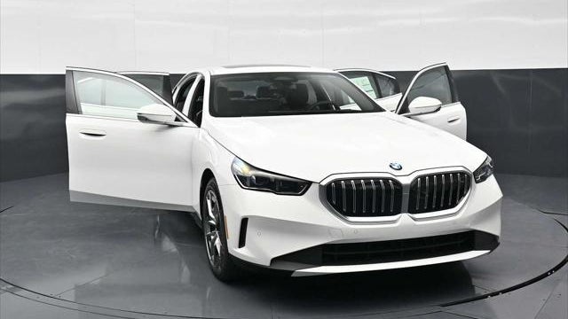 2026 BMW 5 Series 530i
