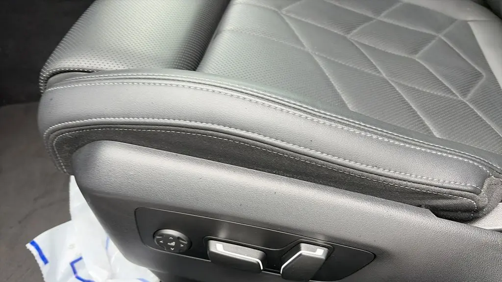 2024 BMW 5 Series 530i