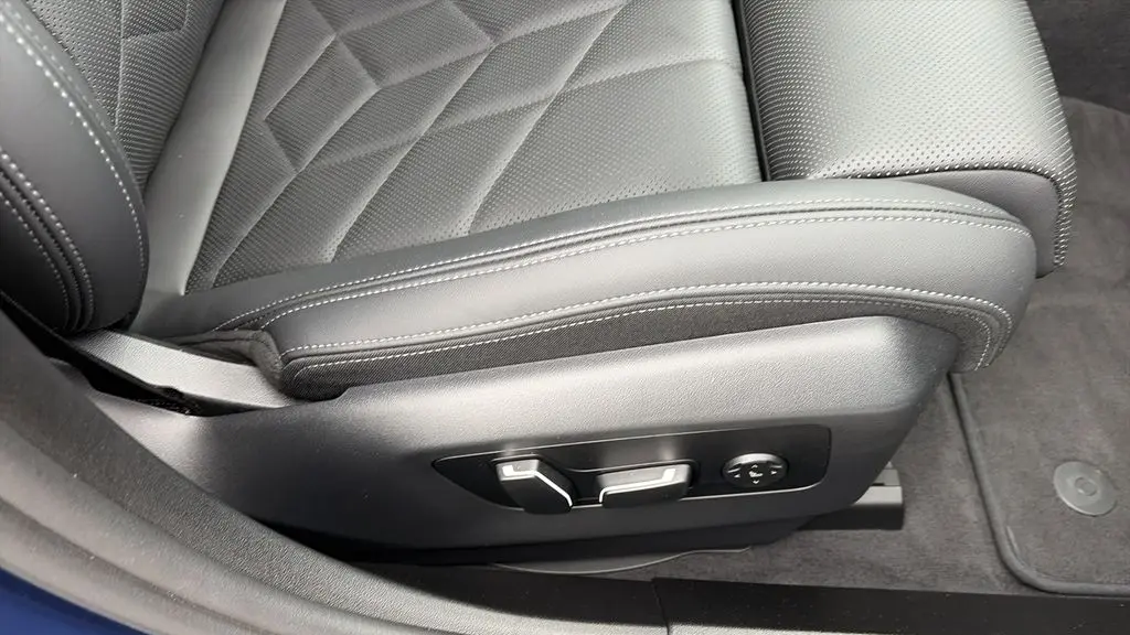 2024 BMW 5 Series 530i