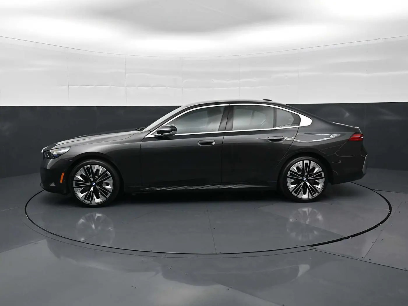 2026 BMW 530i - $59,681