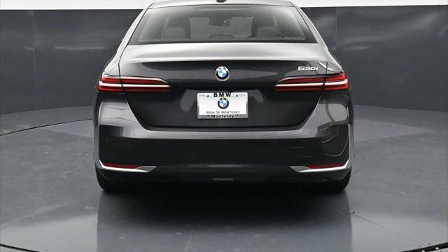 2026 BMW 5 Series 530i