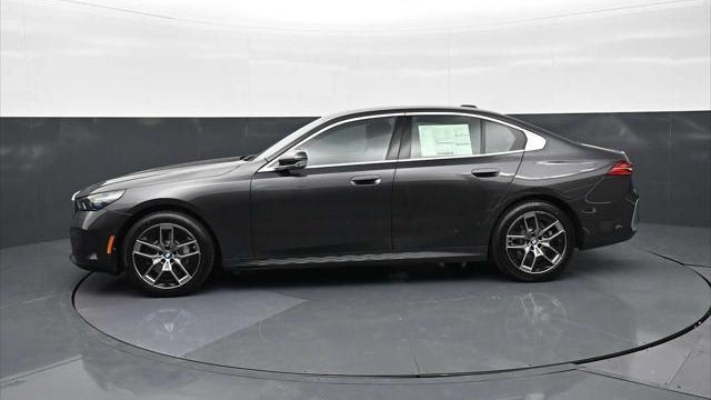2026 BMW 5 Series 530i