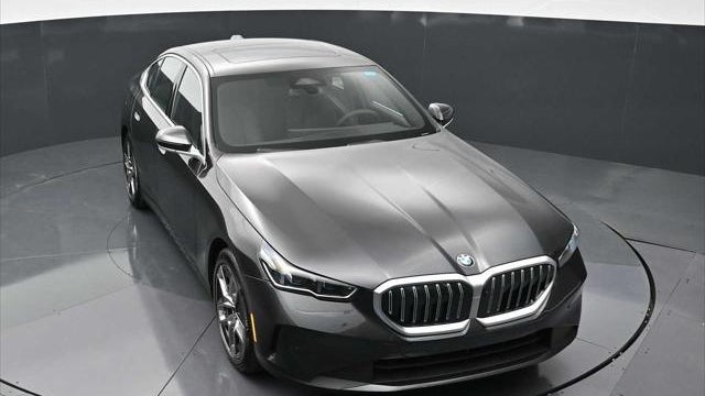 2026 BMW 5 Series 530i