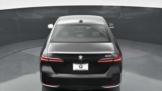 2026 BMW 5 Series 530i