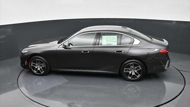 2026 BMW 5 Series 530i