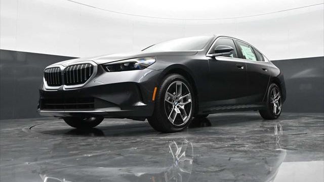 2026 BMW 5 Series 530i
