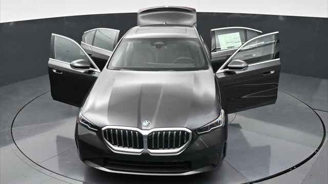 2026 BMW 5 Series 530i