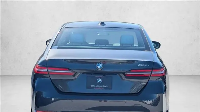 2026 BMW 5 Series 530i