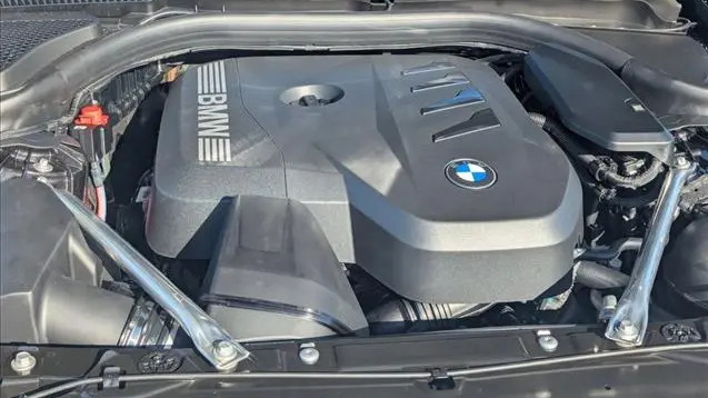 2026 BMW 5 Series 530i