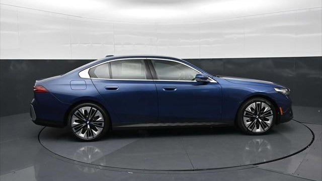 2027 BMW 5 Series 530i