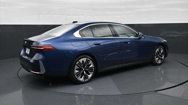 2027 BMW 5 Series 530i