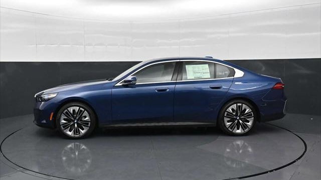 2027 BMW 5 Series 530i