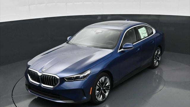 2027 BMW 5 Series 530i