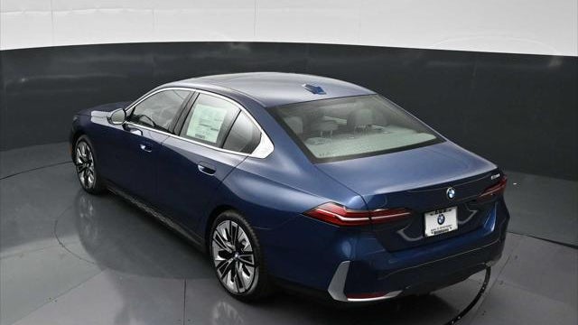 2027 BMW 5 Series 530i