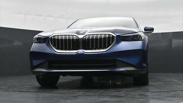 2027 BMW 5 Series 530i