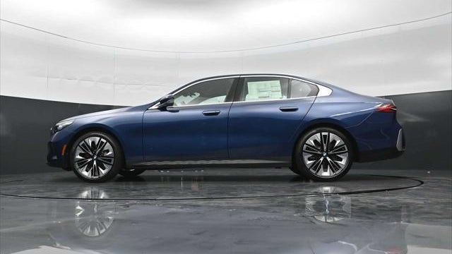 2027 BMW 5 Series 530i