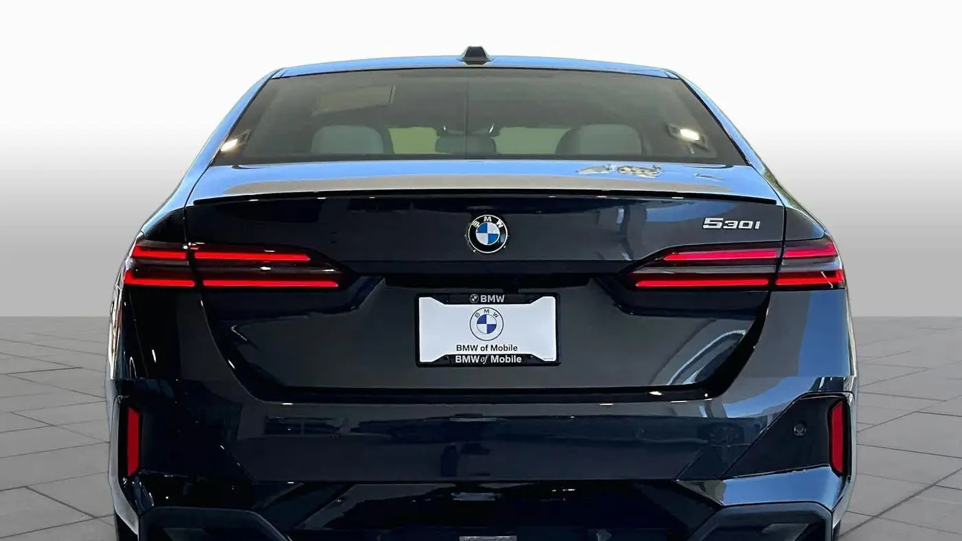 2027 BMW 5 Series 530i