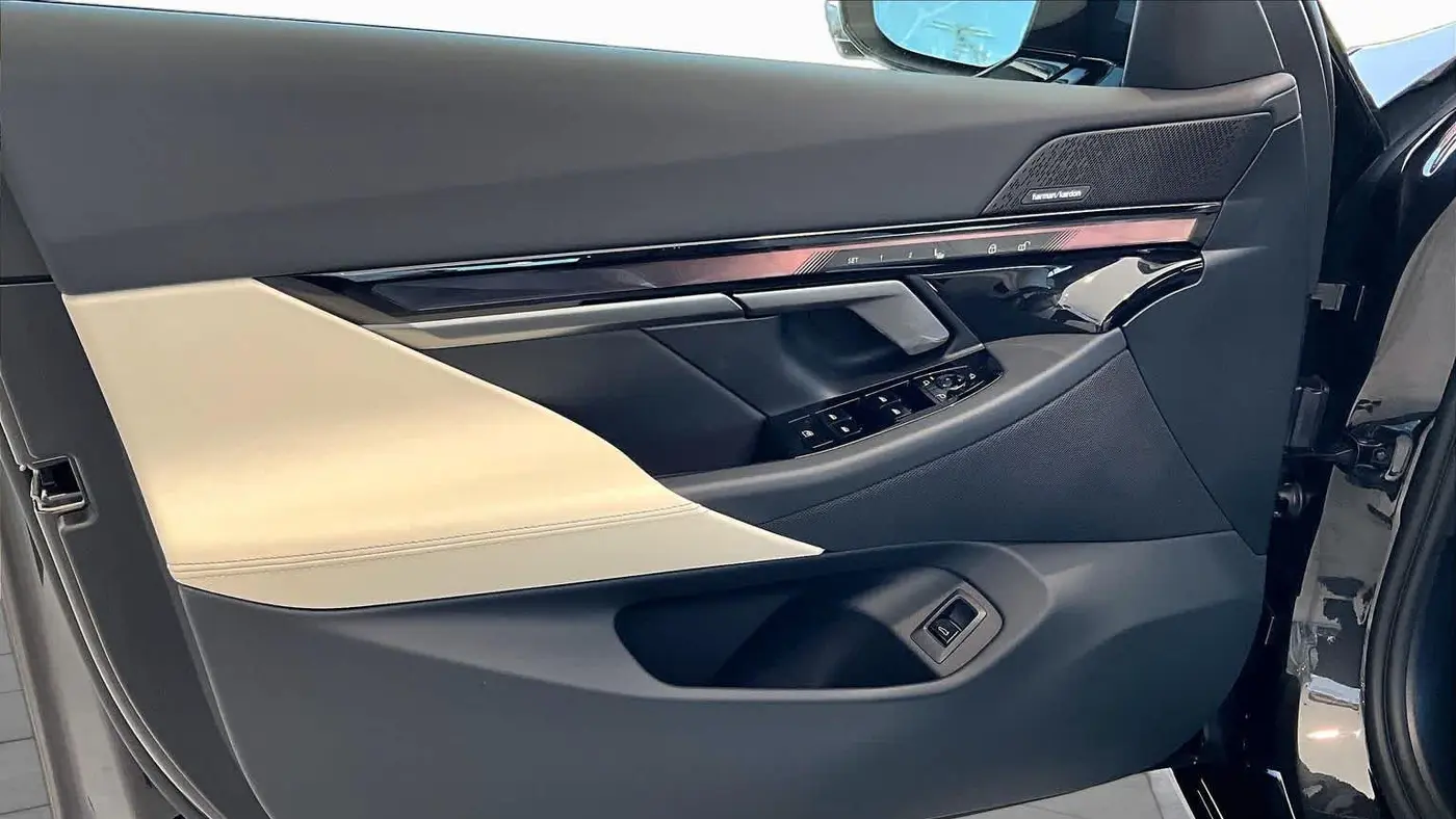 2027 BMW 5 Series 530i