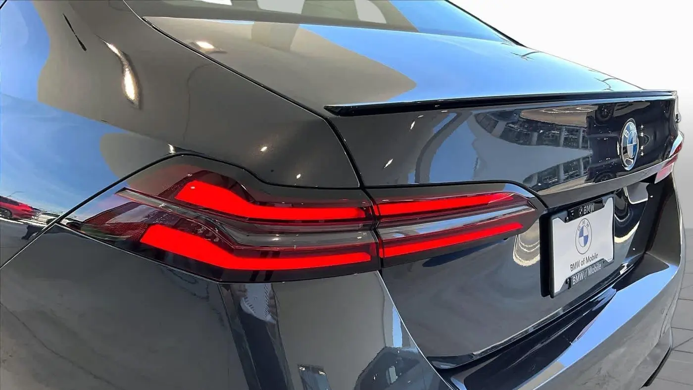 2027 BMW 5 Series 530i