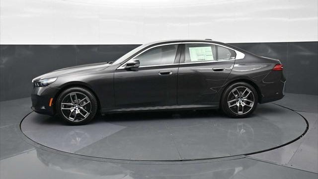 2026 BMW 5 Series 530i