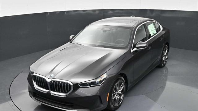 2026 BMW 5 Series 530i