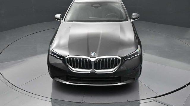2026 BMW 5 Series 530i