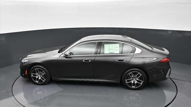 2026 BMW 5 Series 530i
