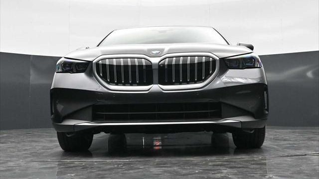 2026 BMW 5 Series 530i