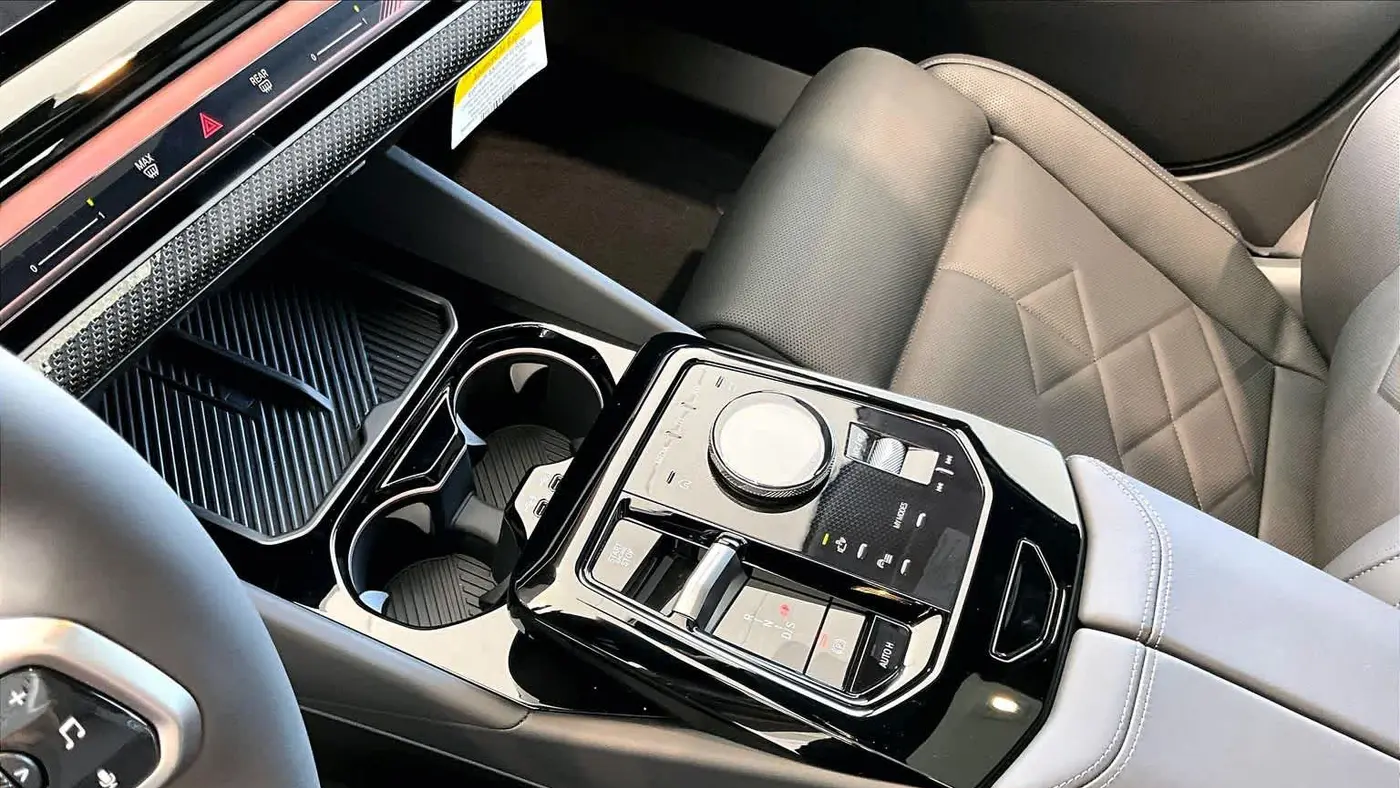 2027 BMW 5 Series 530i