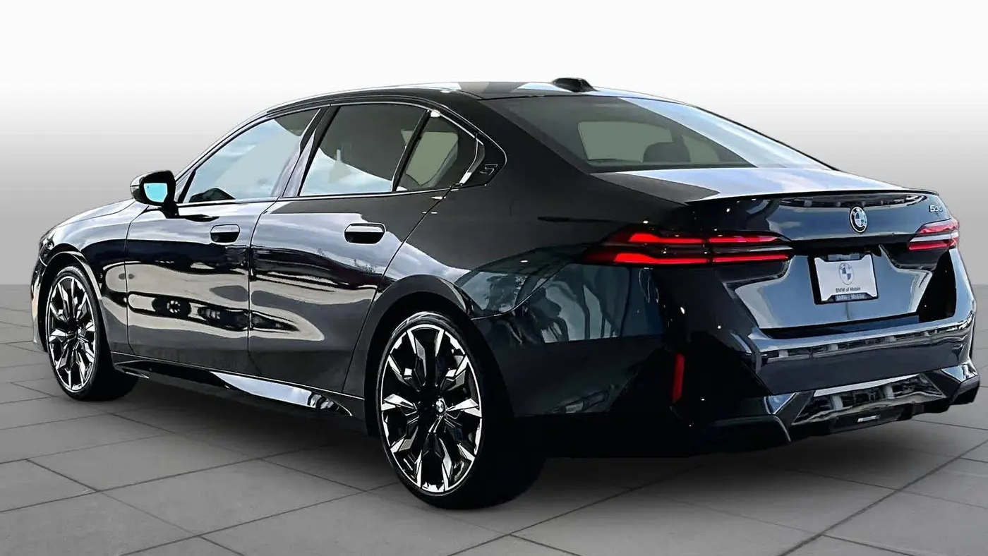 2027 BMW 5 Series 530i
