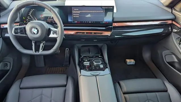 2027 BMW 5 Series 530i