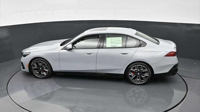 2027 BMW 5 Series 530i