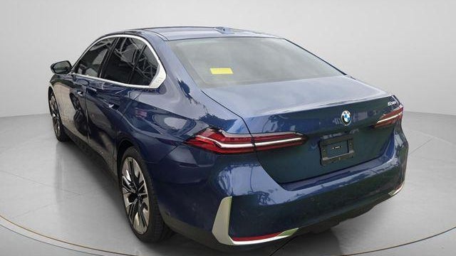 2024 BMW 5 Series 530i