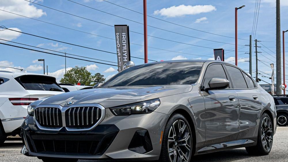 2024 BMW 5 Series 530i