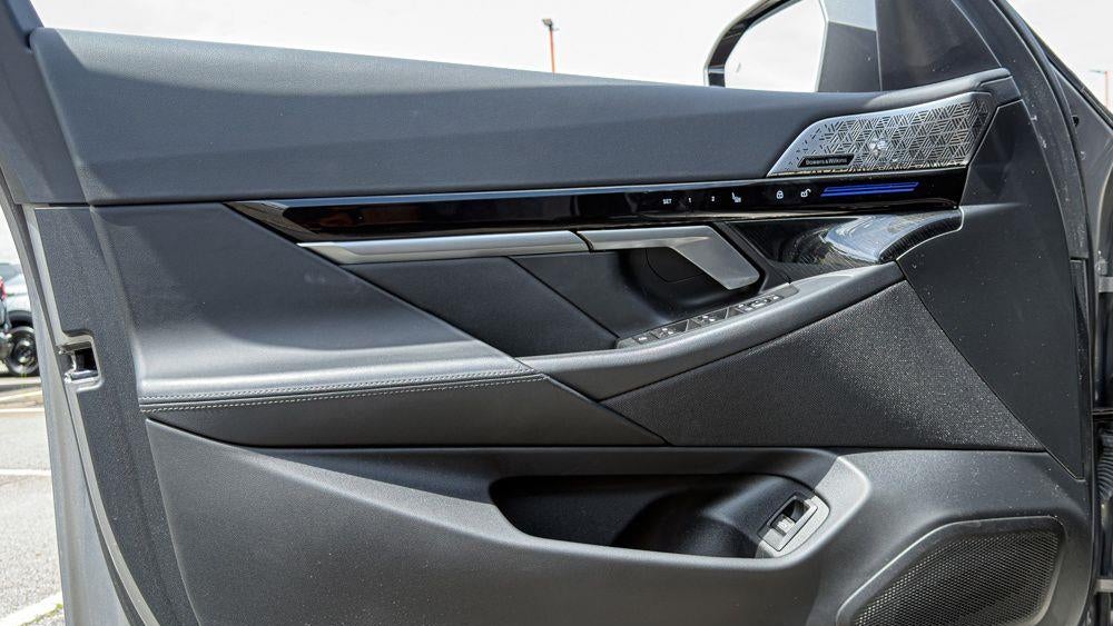 2024 BMW 5 Series 530i