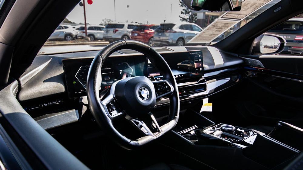 2024 BMW 5 Series 530i