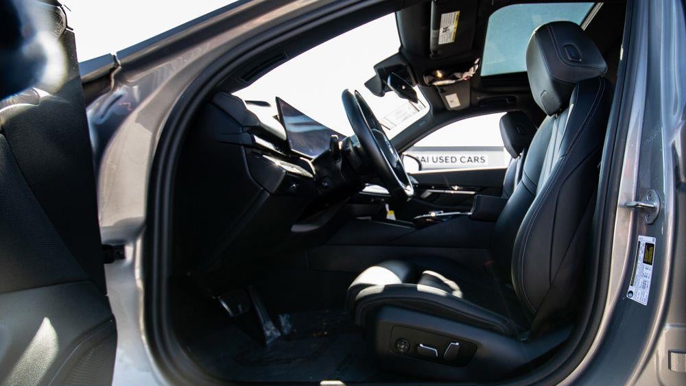 2024 BMW 5 Series 530i