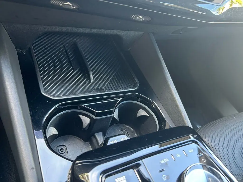 2025 BMW 530i - $34,400