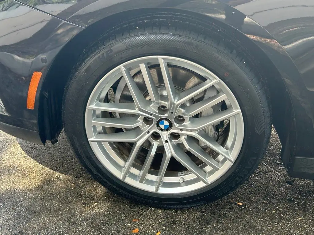 2025 BMW 530i - $34,400