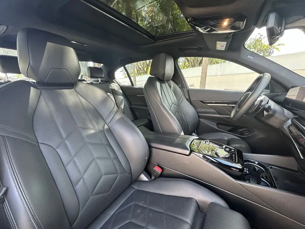 2025 BMW 530i - $34,400