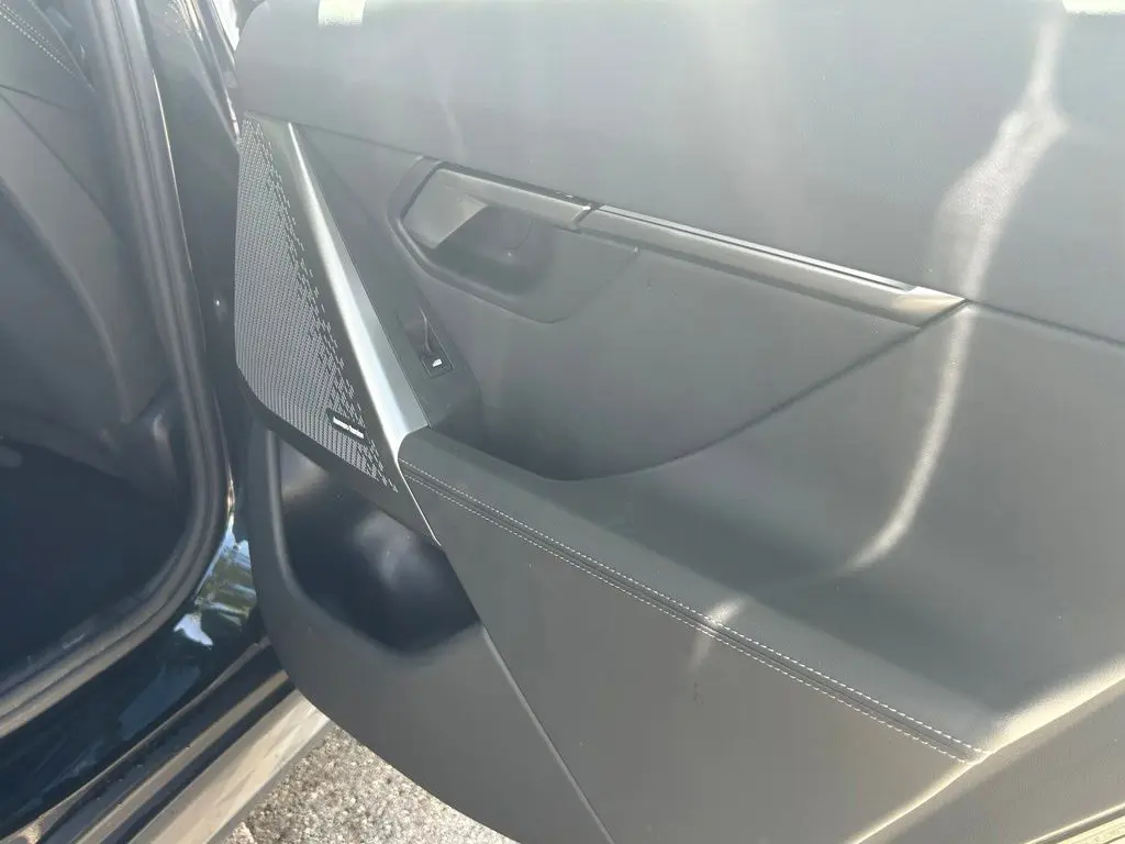 2025 BMW 530i - $34,400