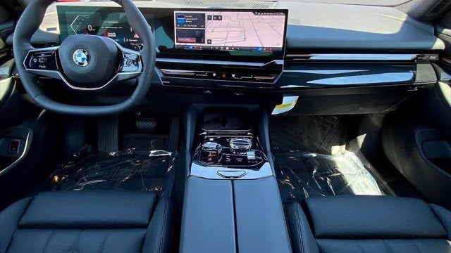 2026 BMW 5 Series 530i