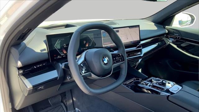 2026 BMW 5 Series 530i