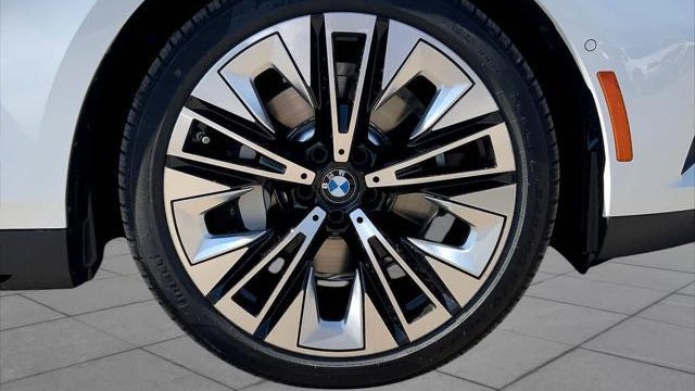 2026 BMW 5 Series 530i