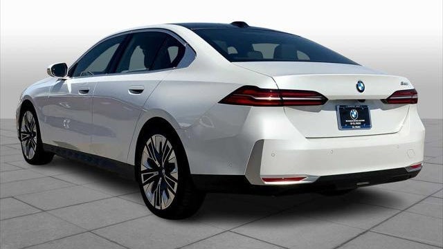 2026 BMW 5 Series 530i
