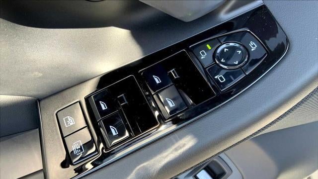 2026 BMW 5 Series 530i