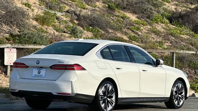 2026 BMW 5 Series 530i