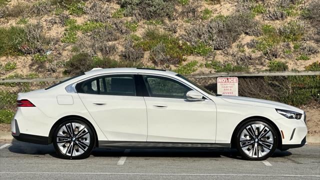 2026 BMW 5 Series 530i