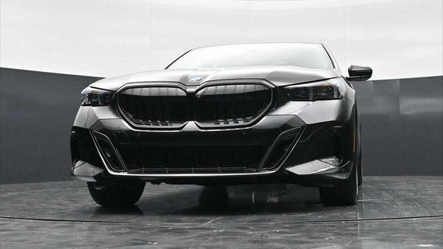 2026 BMW 5 Series 530i